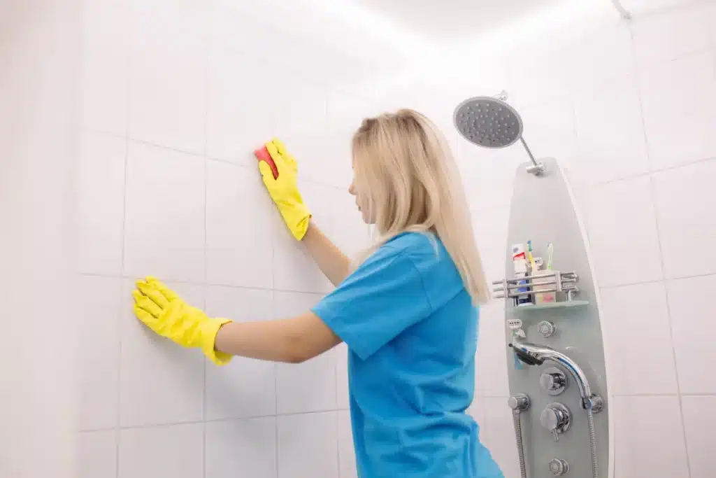 Comment nettoyer sa cabine de douche